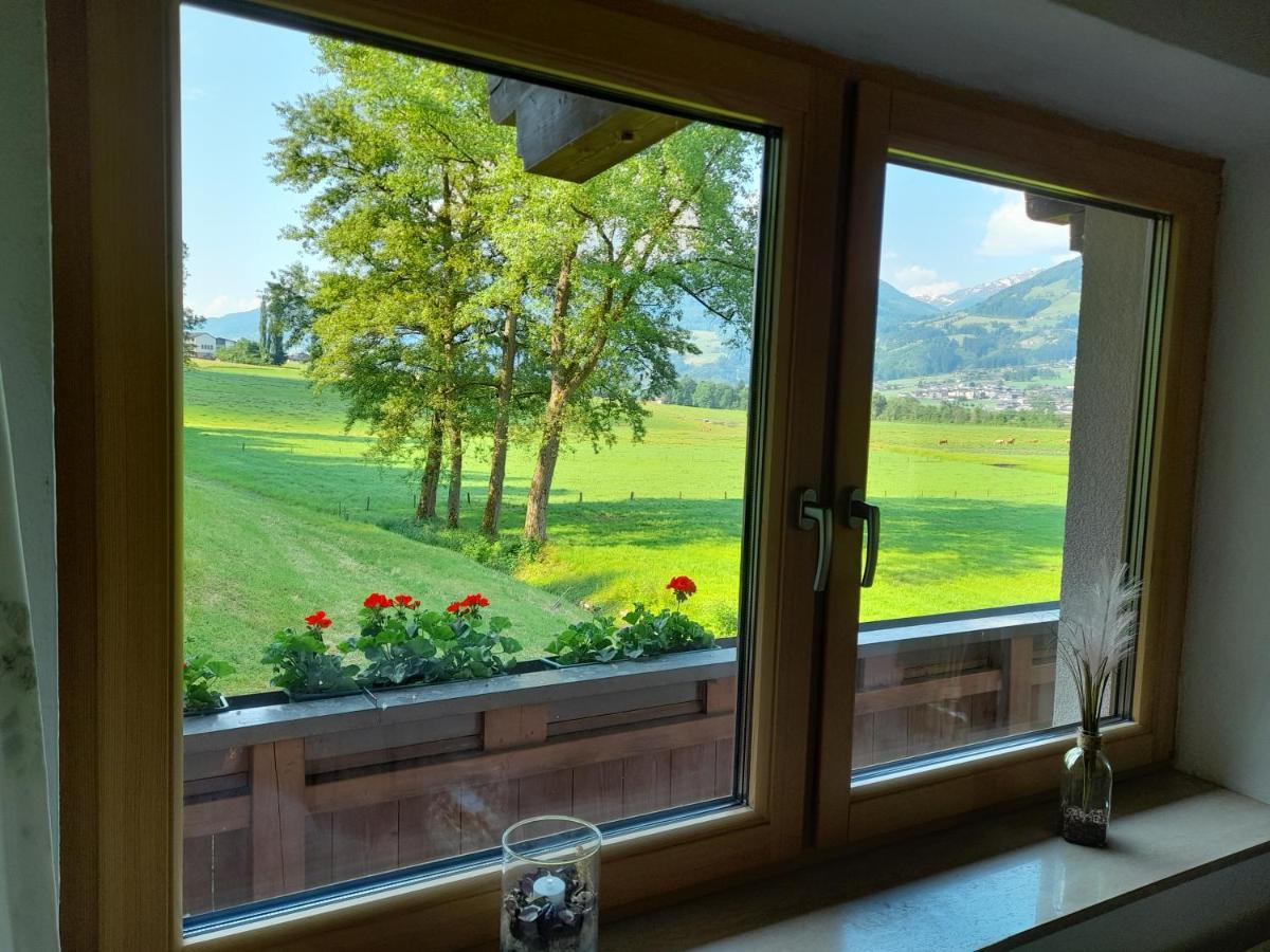 Ferienwohnung Rose Hart im Zillertal Exterior photo